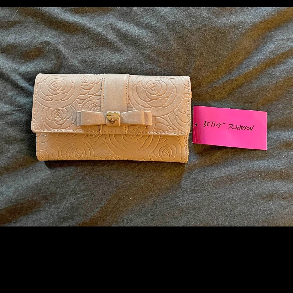 NWT Betsey Johnson wallet